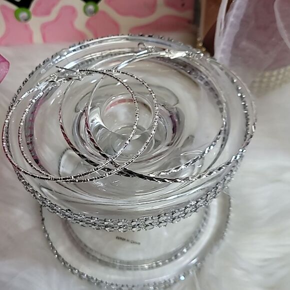 1528 BEAUTY EARRING 2 PC SET WITH GIFT BAG - Picture 3 of 5